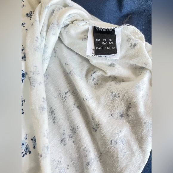 Floral cropped shirt - Picture 3 of 3